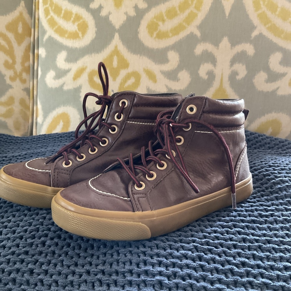 Old Navy Boys Size 13 Brown Casual Shoes High-Tops Boots Lace Up Casual Fun